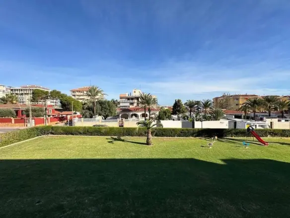 3-bedroom Apartment In Torrevieja, Spain (92 M²)
