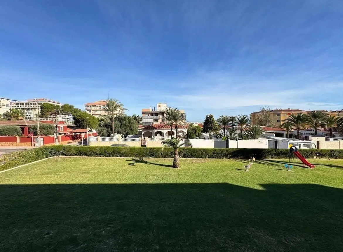 Apartment Of 92 M² In Torrevieja, Spain