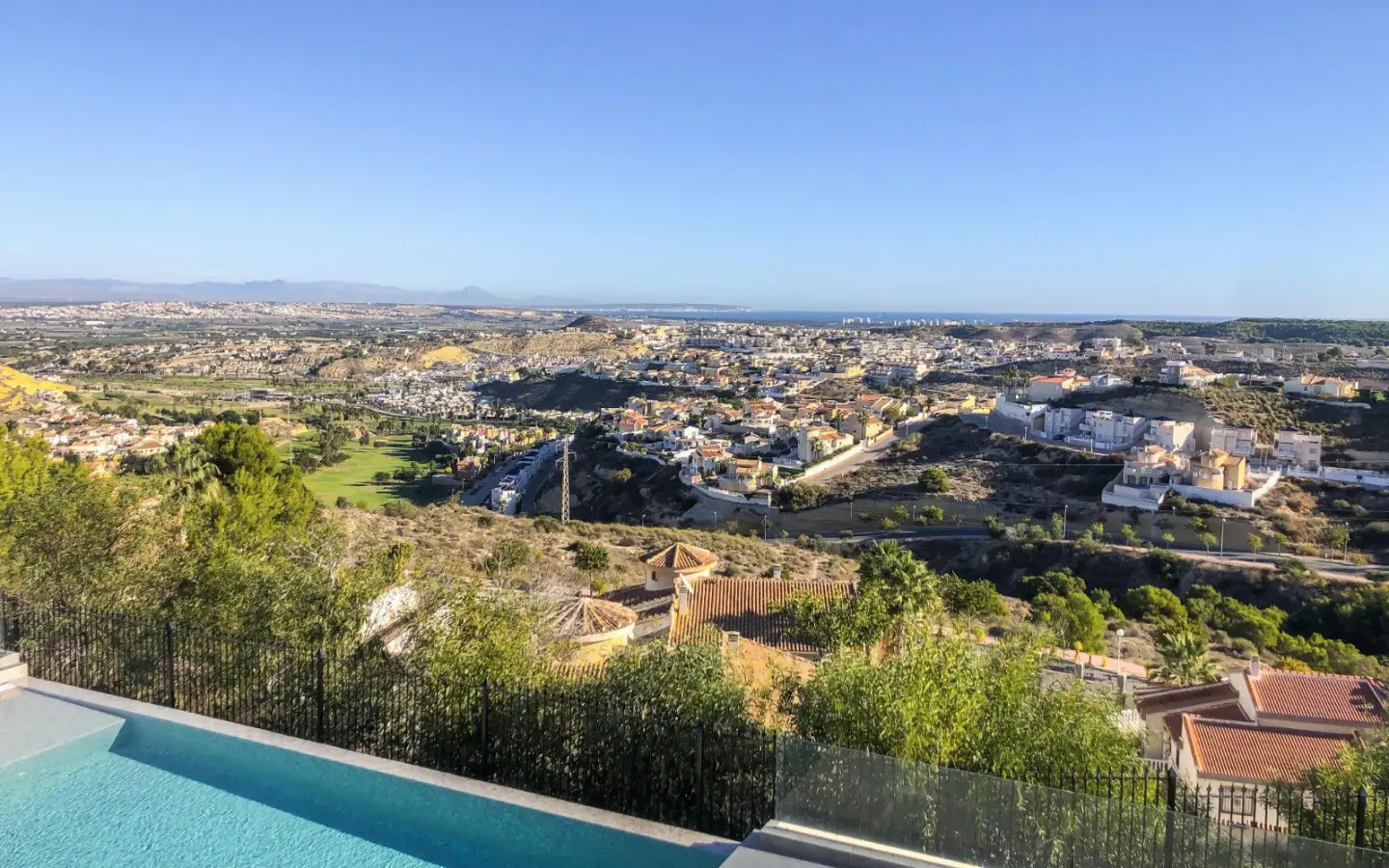 6-bedroom Villa In Ciudad Quesada, Spain (497 M²)