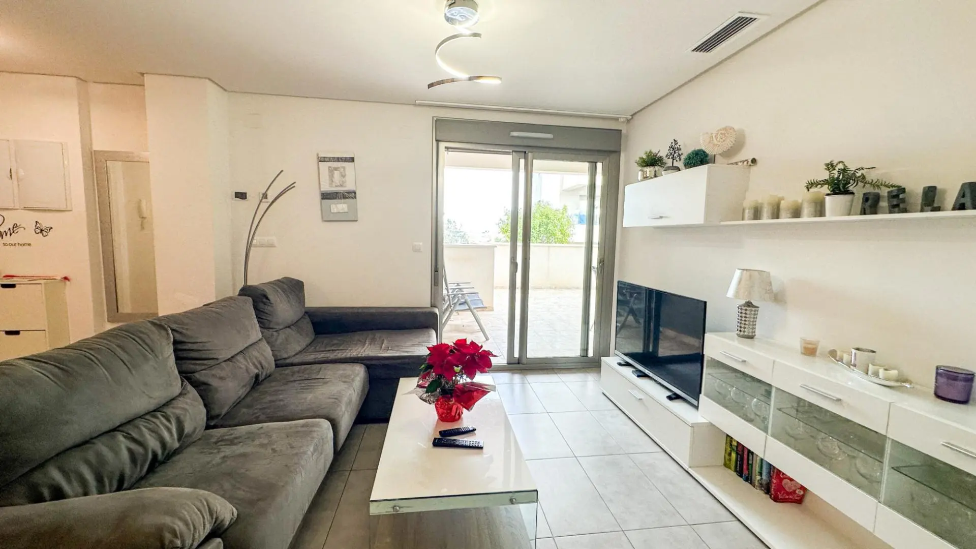 Apartment Of 89 M² With Sea View In Orihuela Costa, Spain