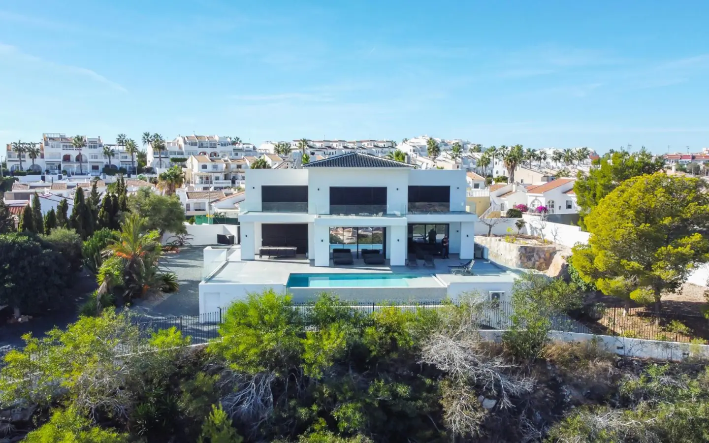 6-bedroom Villa In Ciudad Quesada, Spain (497 M²)