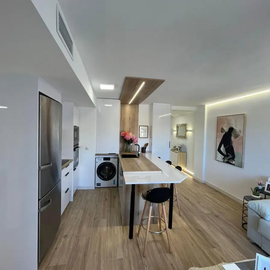 3-bedroom Apartment In Torrevieja, Spain (92 M²)