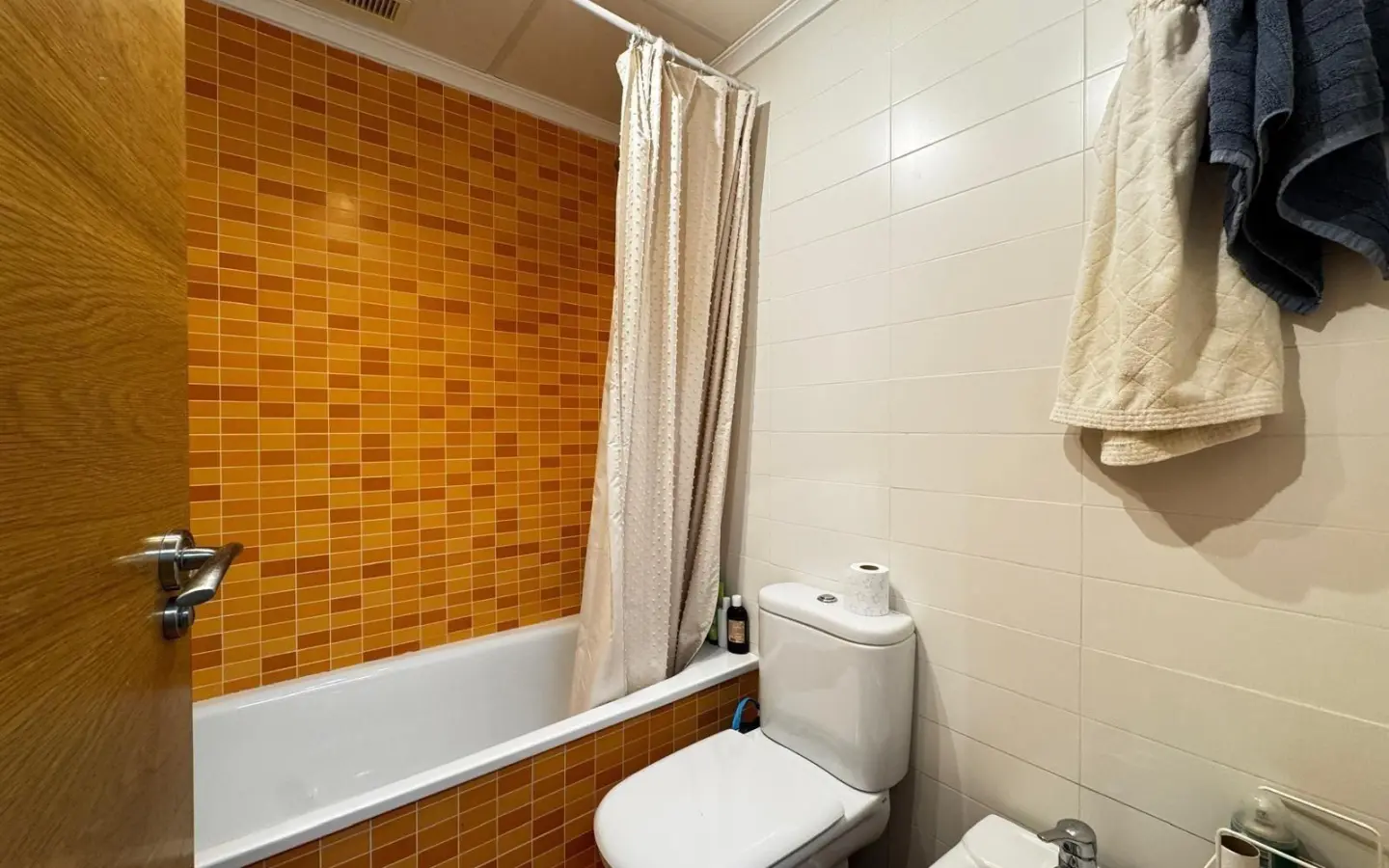 3-bedroom Apartment In Torrevieja, Spain (89 M²)