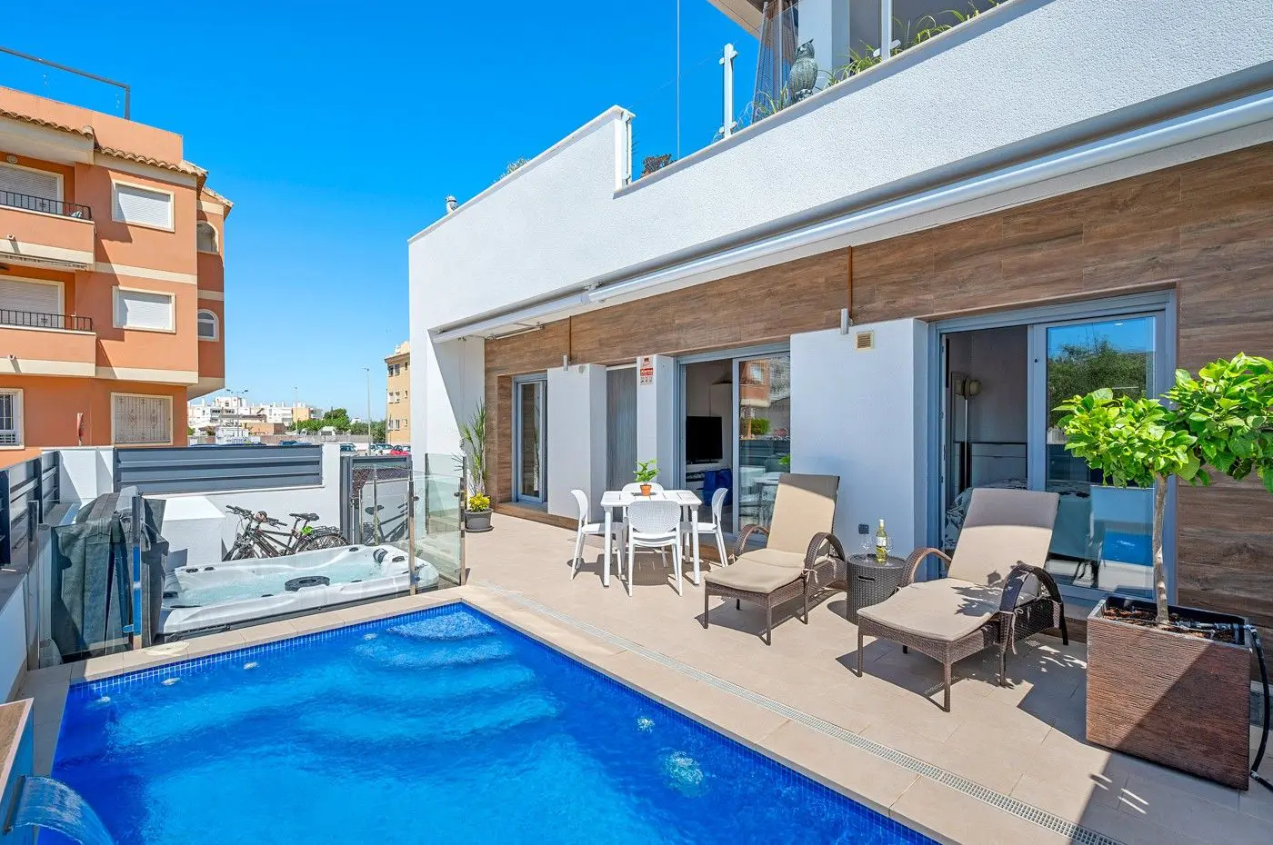 House Of 122 M² In Formentera Del Segura, Spain