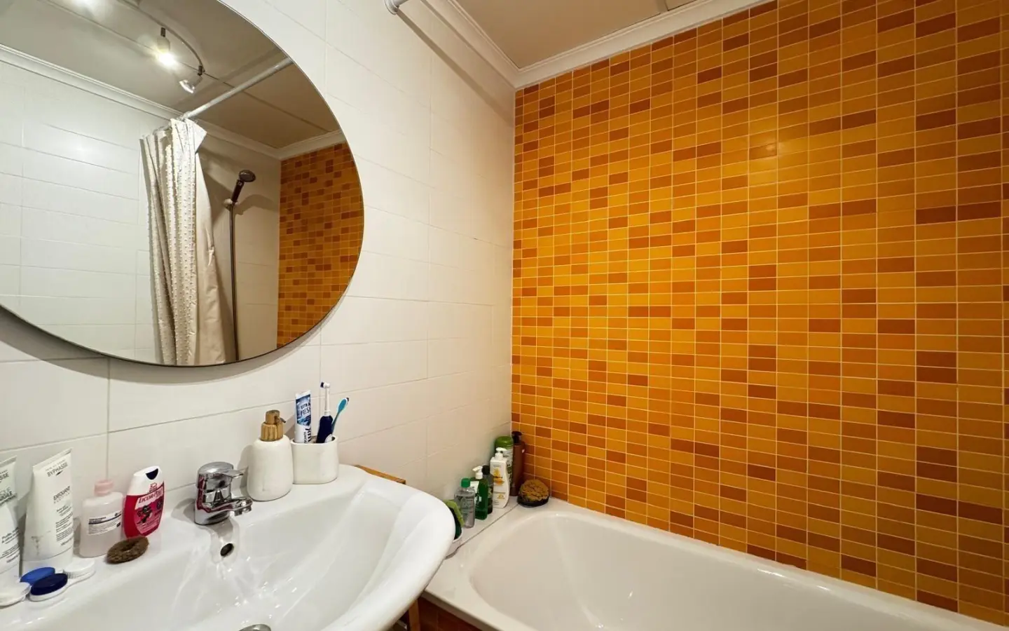 3-bedroom Apartment In Torrevieja, Spain (89 M²)