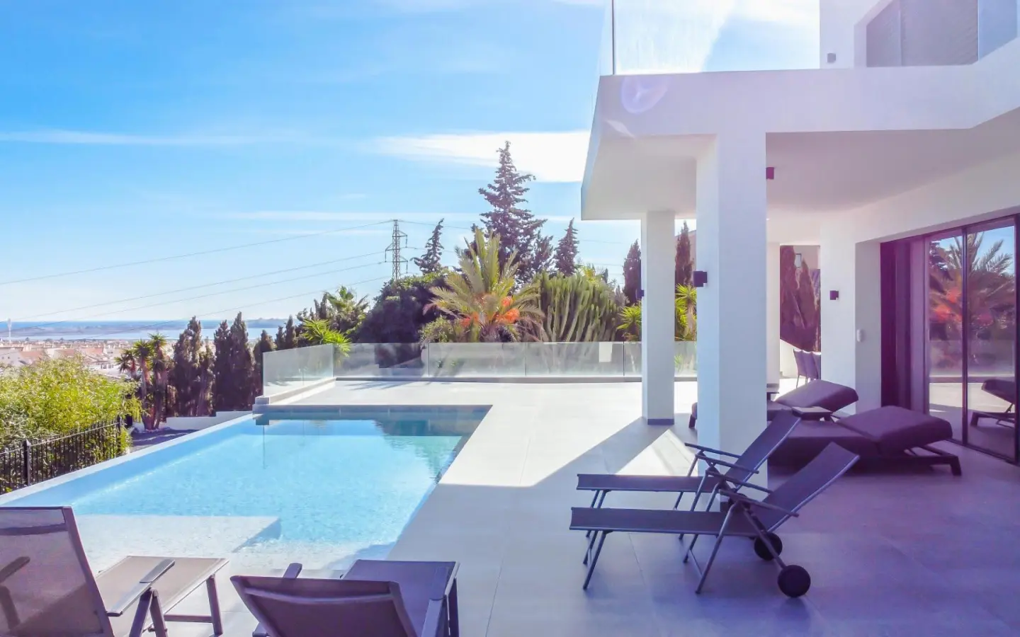 6-bedroom Villa In Ciudad Quesada, Spain (497 M²)