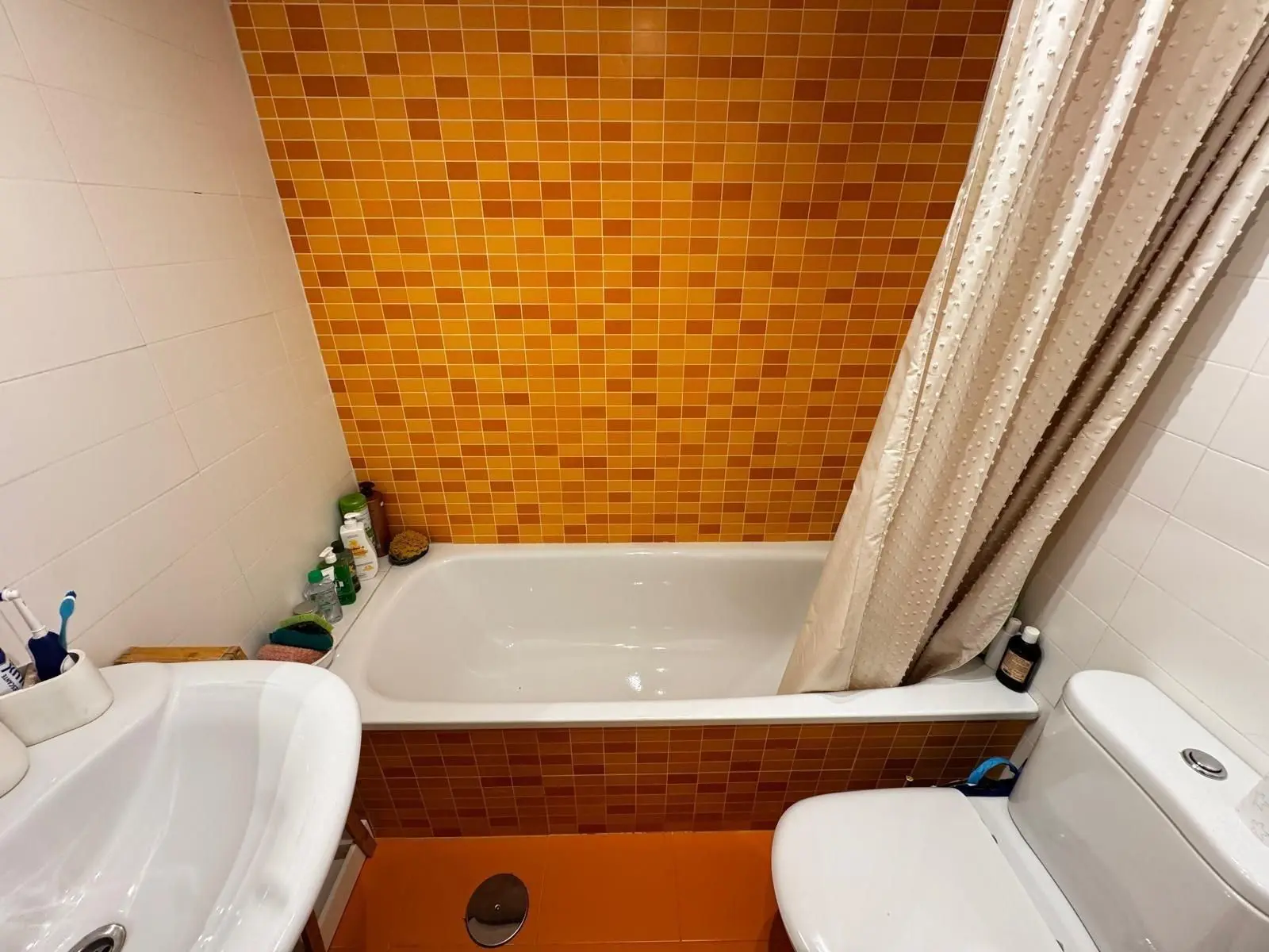 Apartment Of 89 M² In Torrevieja, Spain