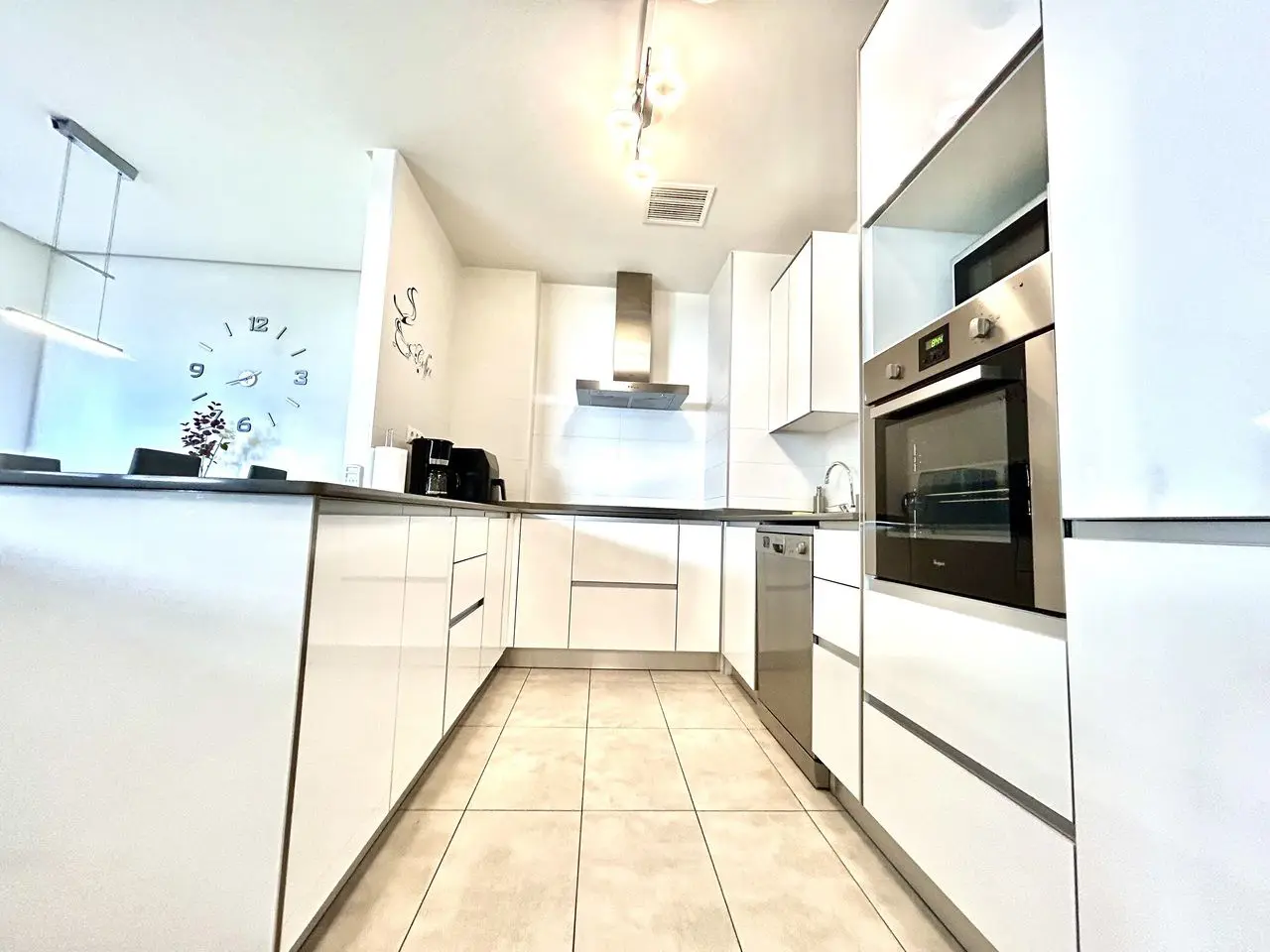Apartment Of 80 M² In Orihuela Costa, Spain