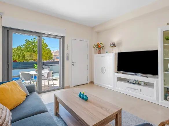 3-bedroom House In Formentera Del Segura, Spain (122 M²)