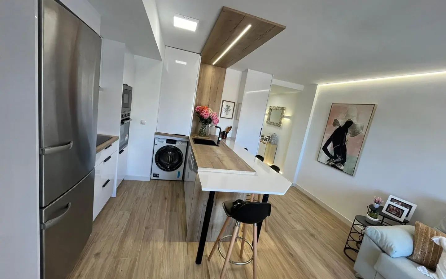 3-bedroom Apartment In Torrevieja, Spain (92 M²)