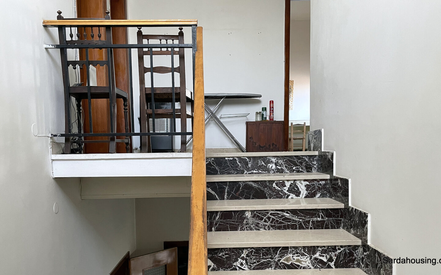 Independent House With Courtyard In Solarussa, Sardinia