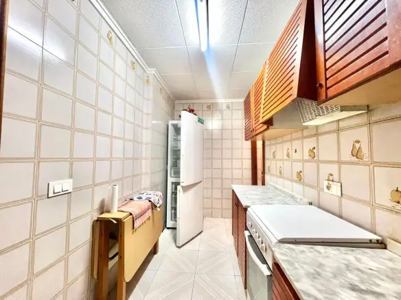 3-bedroom Apartment In Torrevieja, Spain (90 M²)
