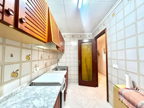 3-bedroom Apartment In Torrevieja, Spain (90 M²)