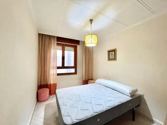 3-bedroom Apartment In Torrevieja, Spain (90 M²)