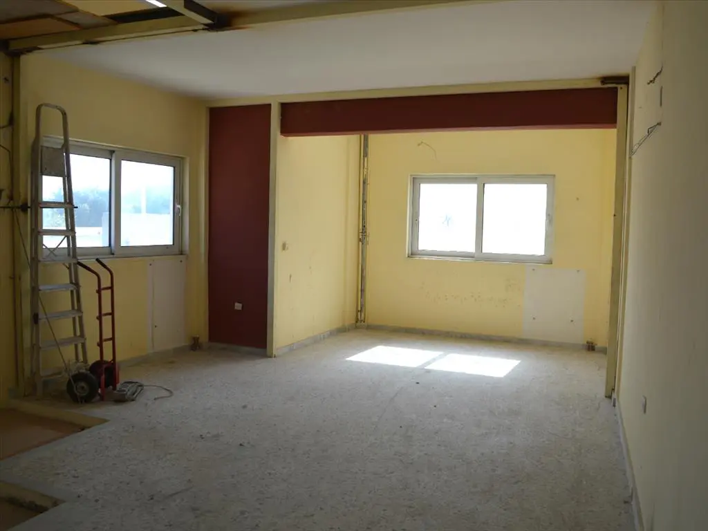 Building Of 420 M² In Athens