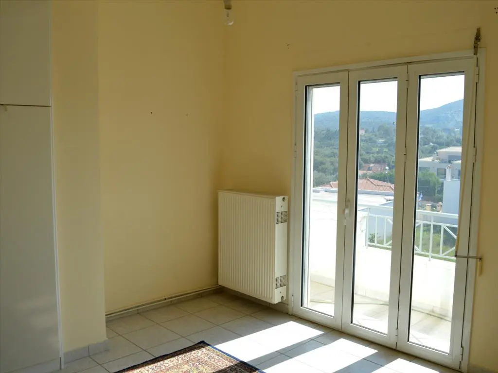 Building Of 420 M² In Athens