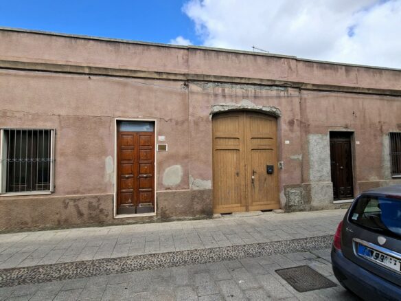 Traditional House To Be Restored In Quartu S. Elena, Sardinia