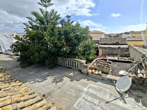 Traditional House To Be Restored In Quartu S. Elena, Sardinia