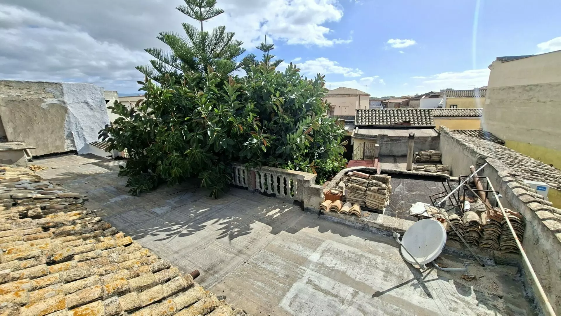Traditional House To Be Restored In Quartu S. Elena, Sardinia