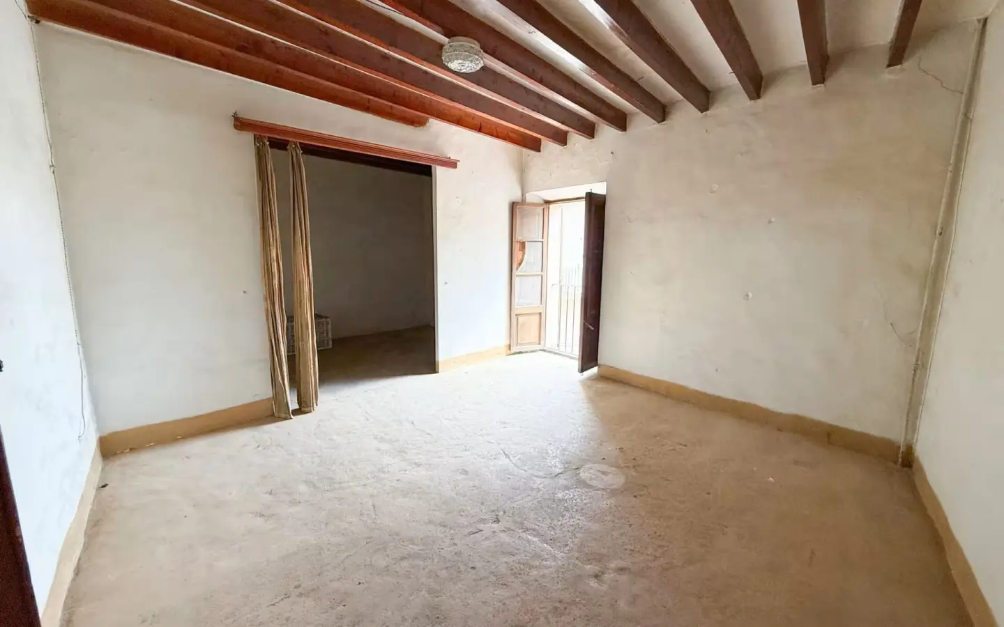 6-bedroom Village House In Mancor De La Vall, Spain (278 M²)