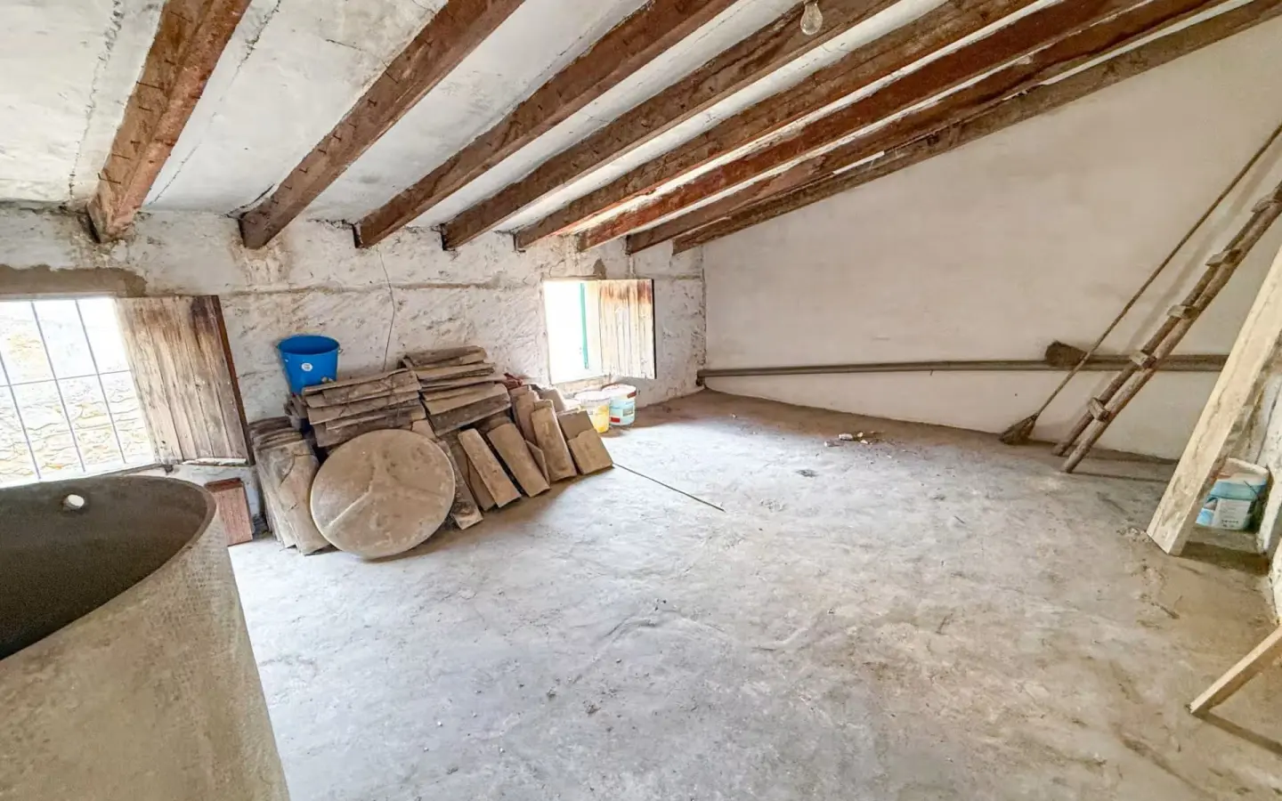 6-bedroom Village House In Mancor De La Vall, Spain (278 M²)