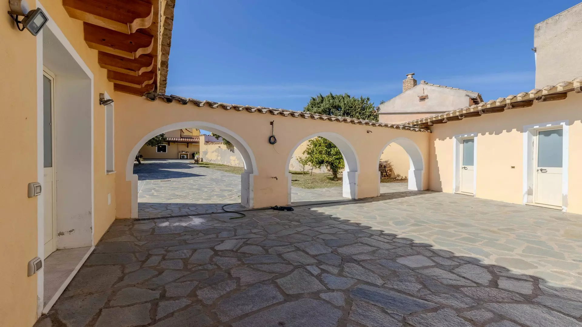 House Of 170 M² With Renovated Interior In Serdiana, Sardinia