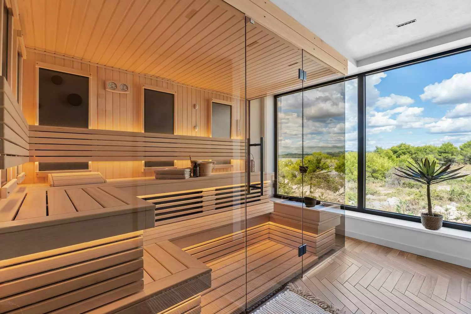 Villa Of 300 M² With Pool In Zadar