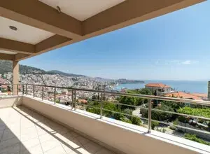 Maisonette Of 250 M² In Kavala
