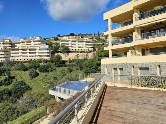 Luxury South-facing Apartment With Spectacular Mediterranean Views – Calahonda, Costa Del Sol – 132m2 + 20m2 Terrace