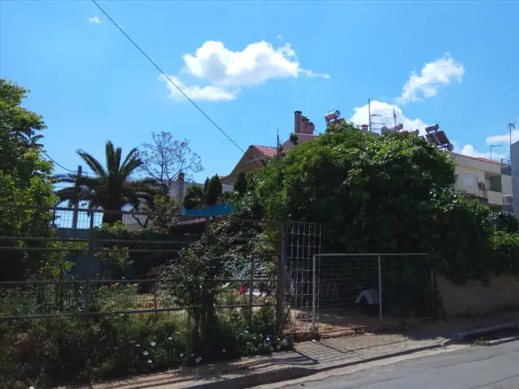Land Of 320 M² In Athens