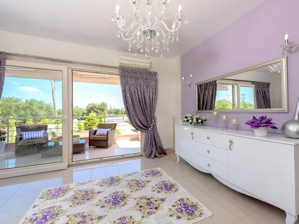 Villa Of 130 M² In Crete