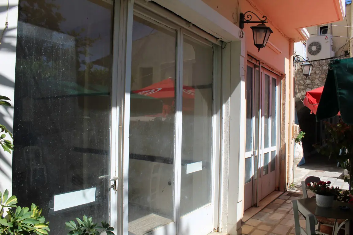 Business Of 210 M² In Crete