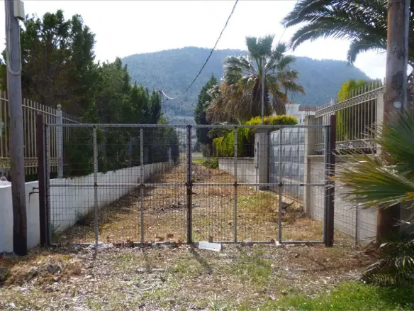 Land Of 30000 M² In Central Greece
