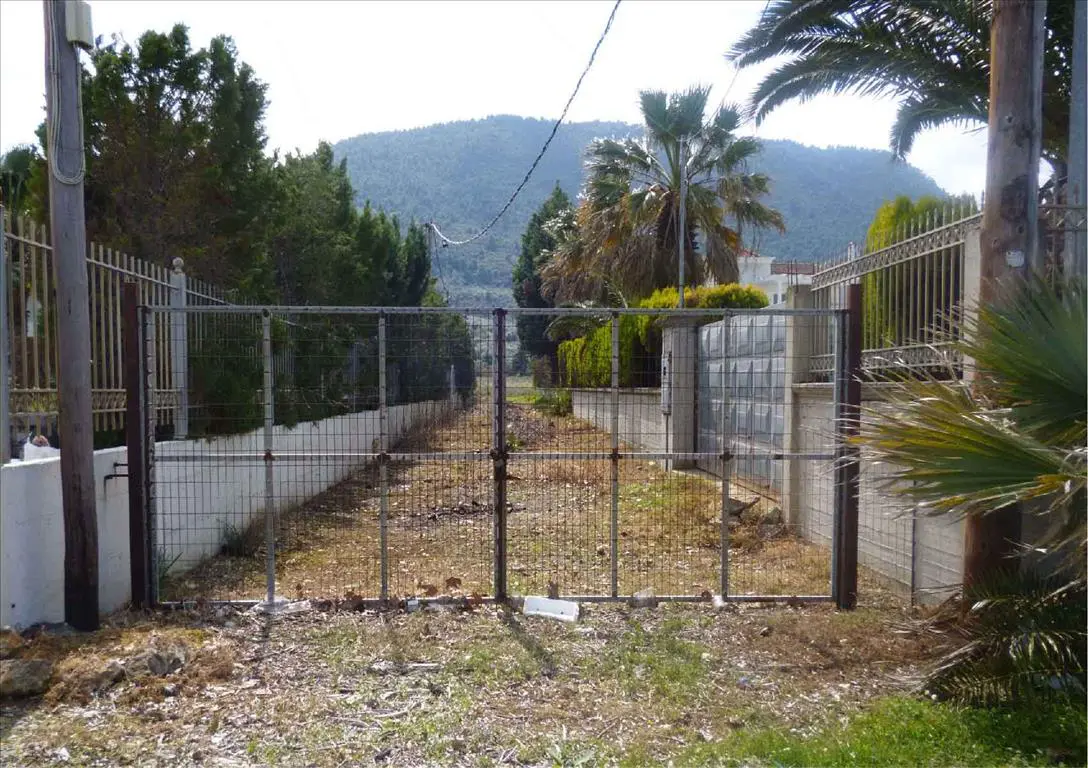 Land Of 30000 M² In Central Greece