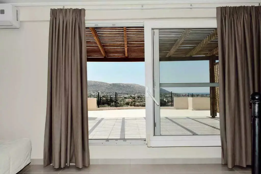 Villa Of 680 M² In Attica
