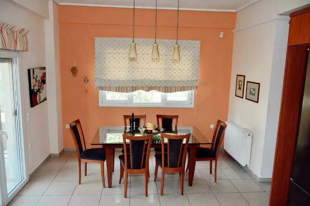 Villa Of 680 M² In Attica