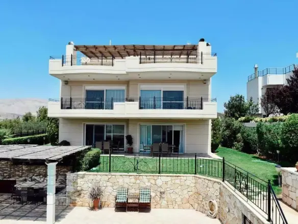 Villa In Anavissos, Greece (680 M²)