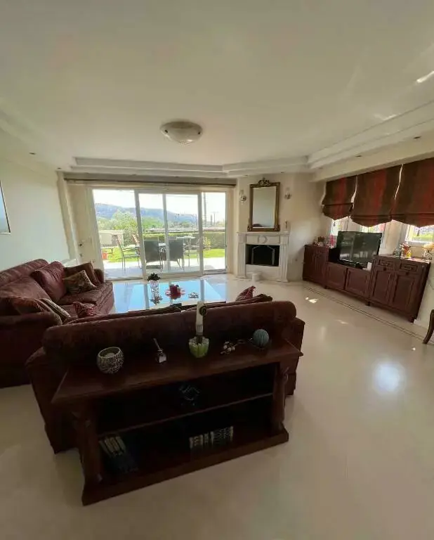 Villa Of 680 M² In Attica
