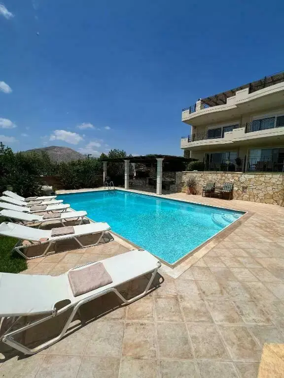 Villa Of 680 M² In Attica
