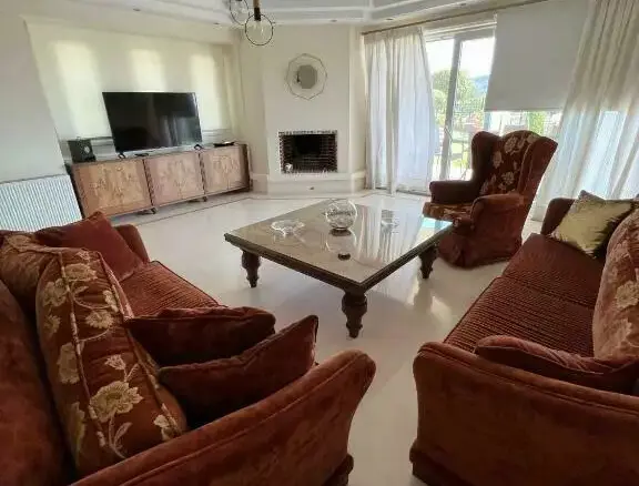 Villa In Anavissos, Greece (680 M²)