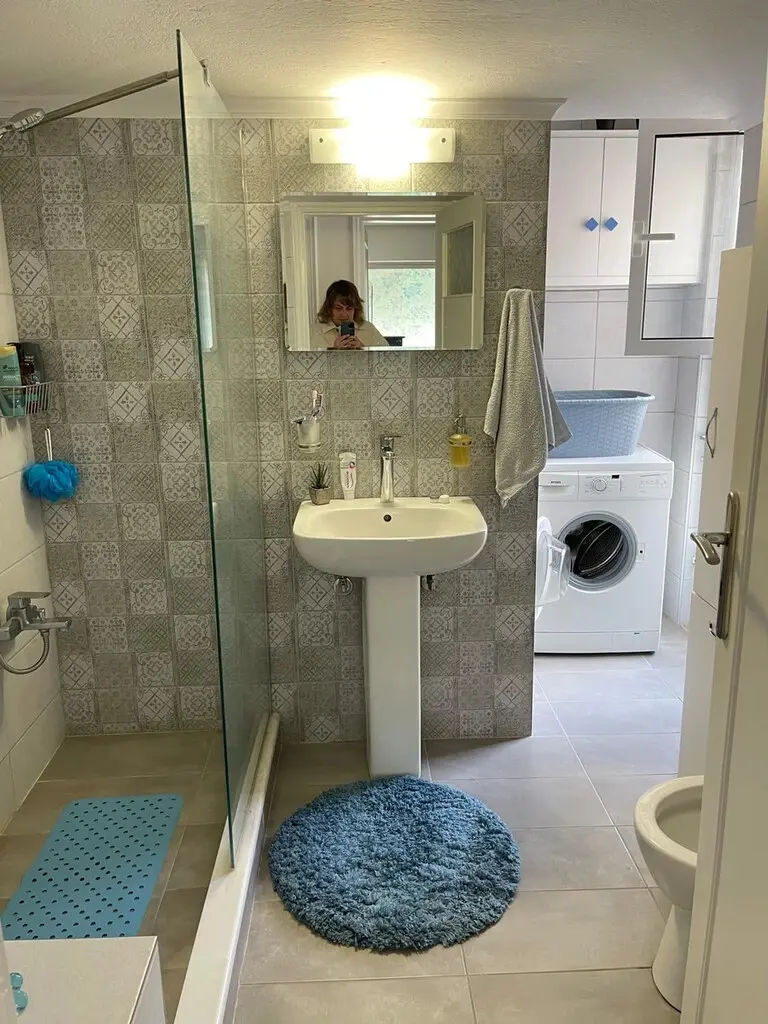 3-bedroom Flat In Alimos, Greece (101 M²)