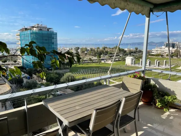Flat Of 101 M² In Athens