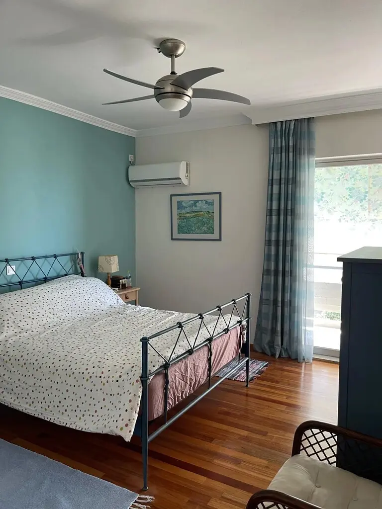 3-bedroom Flat In Alimos, Greece (101 M²)