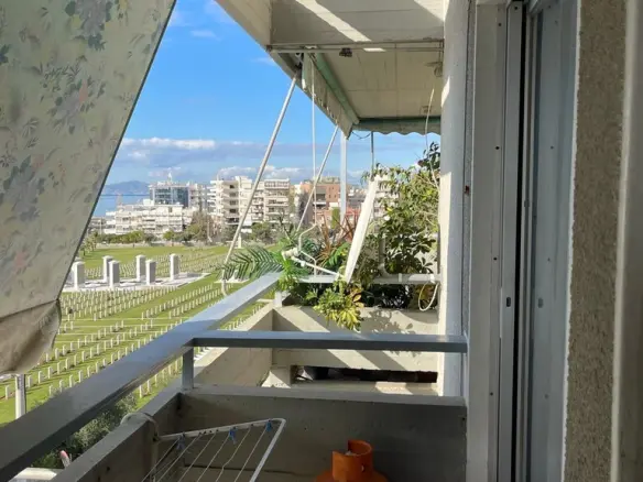 3-bedroom Flat In Alimos, Greece (101 M²)