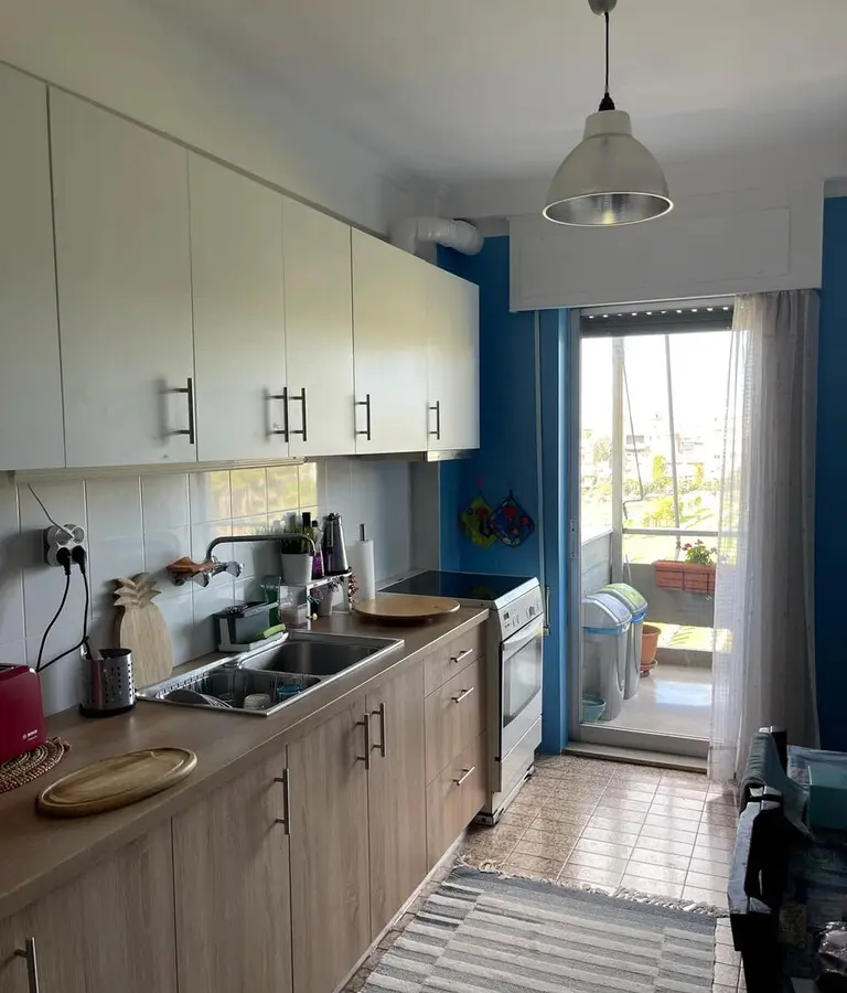 3-bedroom Flat In Alimos, Greece (101 M²)