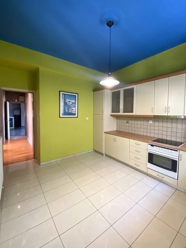 Flat Of 125 M² In Athens