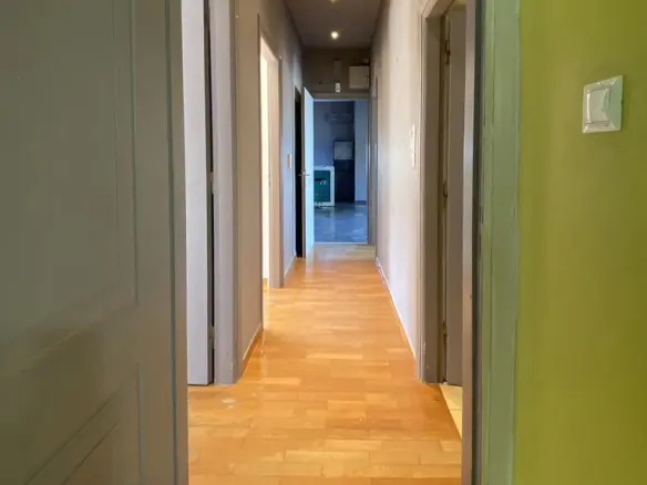 Flat Of 125 M² In Athens