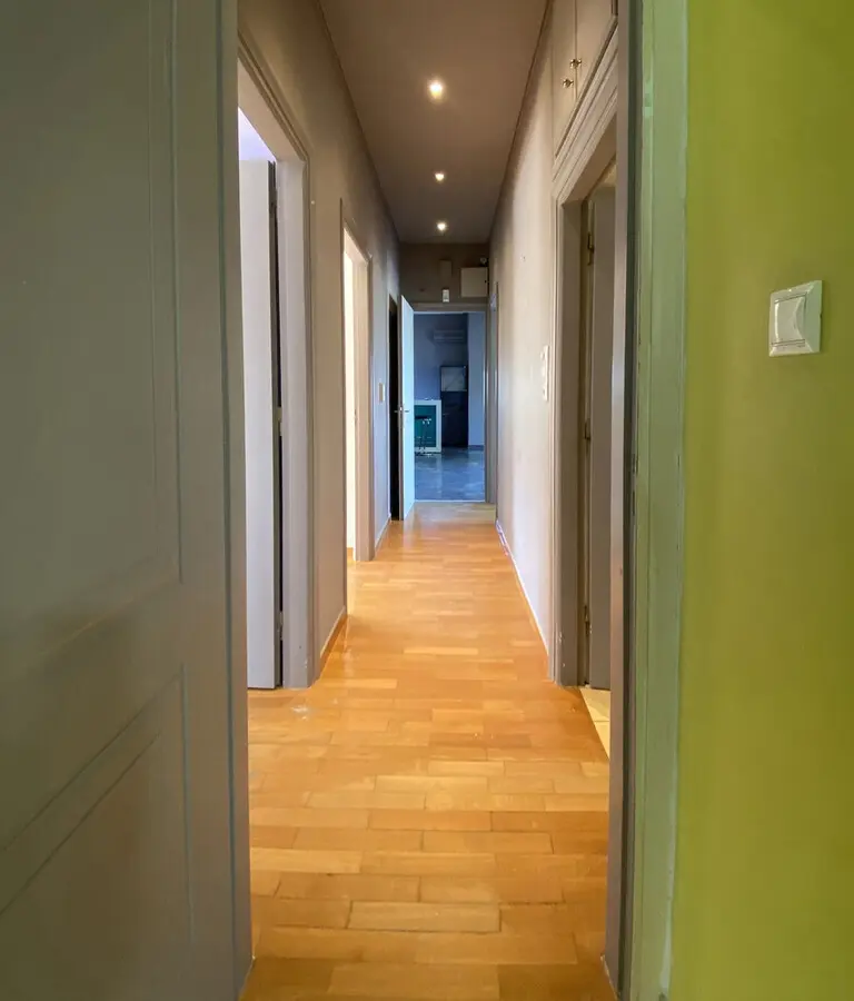 Flat Of 125 M² In Athens