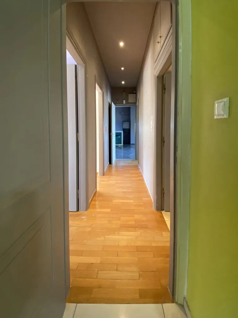 Flat Of 125 M² In Athens