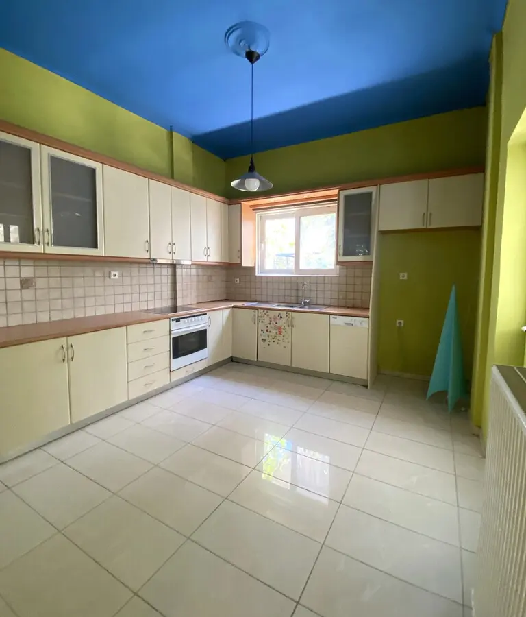 Flat Of 125 M² In Athens